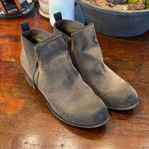 Women's Distressed Leather Ankle Boots
